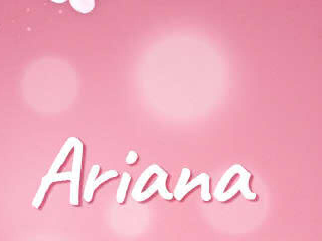 Ariana grande!! Linda.