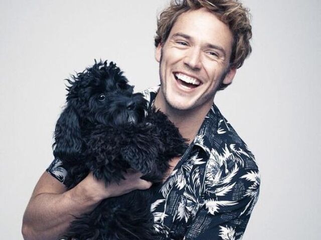 Sam Claflin