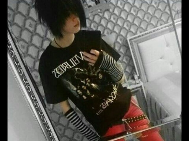 emo