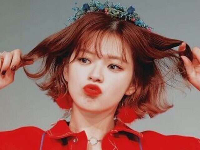 ~•Jeongyeon•~