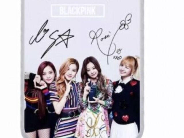 Black pink
cortou