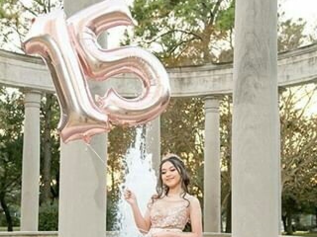 Monte sua festa de 15 anos!💅