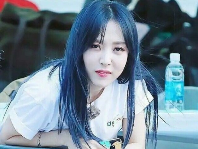 Moonblue (mamamoo)