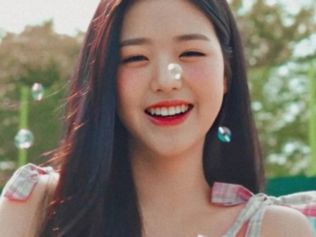 Wonyoung (IZ*ONE)