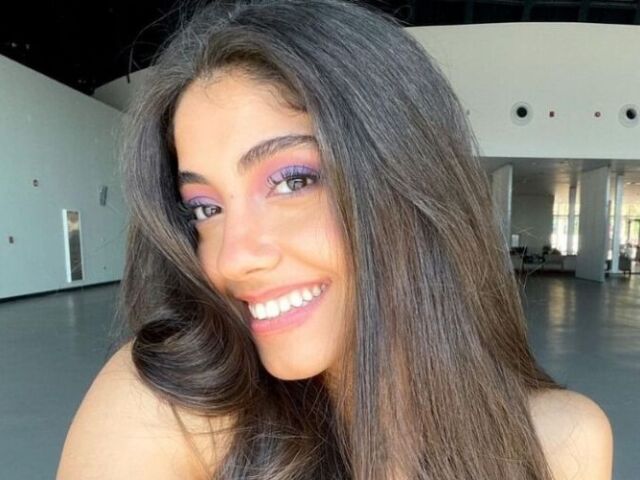 Você se parece com a Nour Ardakani