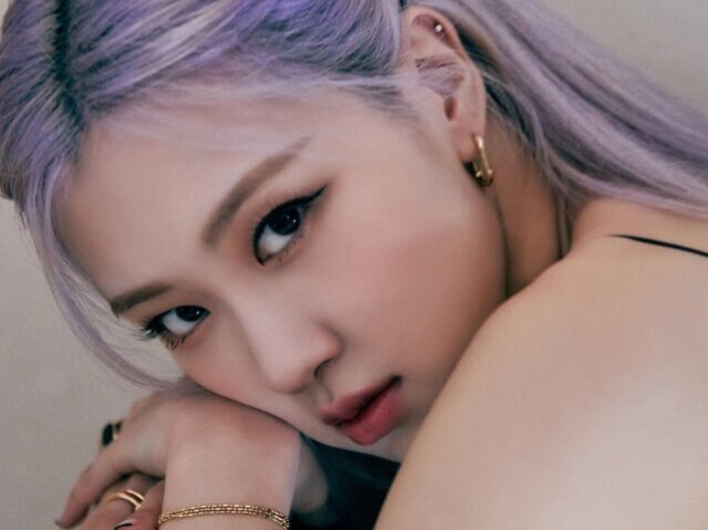 Rosé-BLACKPINK