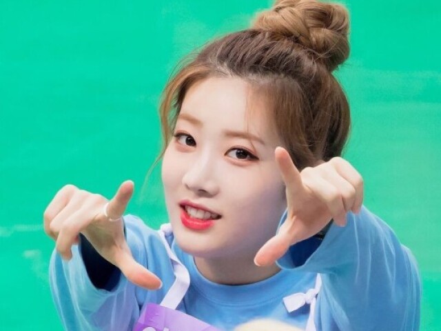 kim Lip (loona)