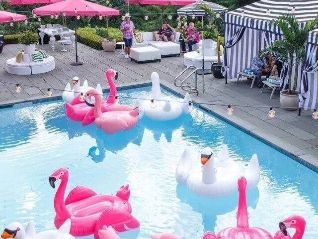 Festa na piscina (meninas)