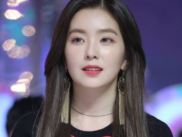 Irene (Red Velvet)