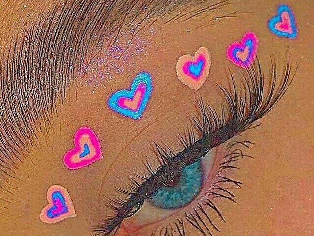 💗 • maquiagem indie