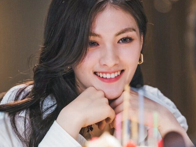 Yu Ri