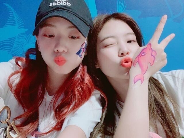 Jennie e Jisoo