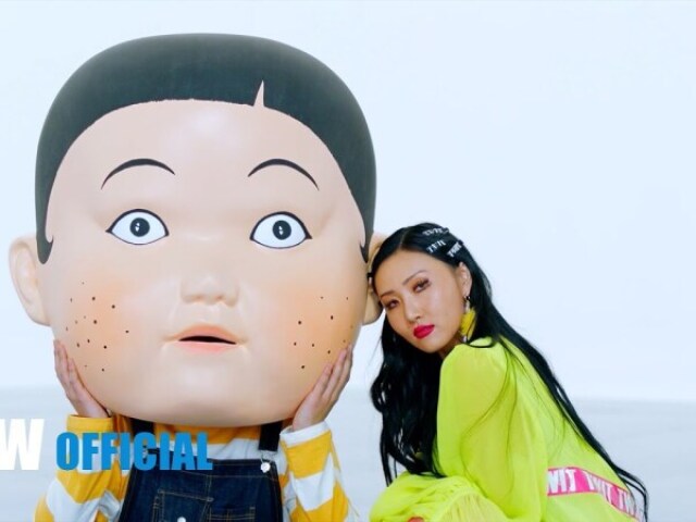 Twit - Hwasa