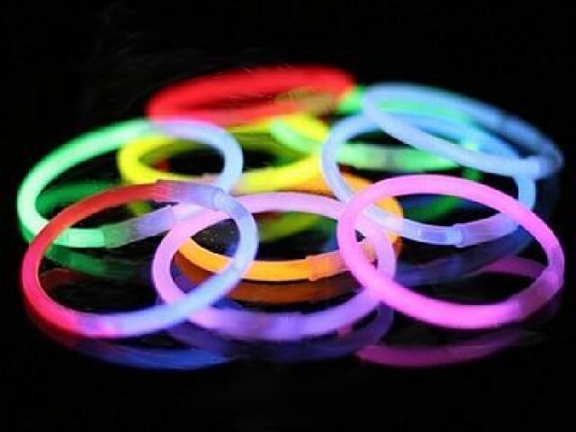 Uma Pulseira Neon