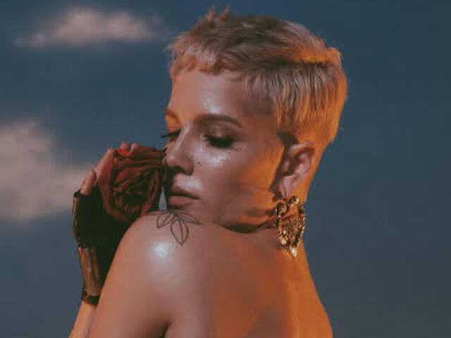 Halsey - Walls Could Talk