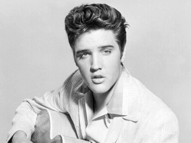 ELVIS PRESLEY