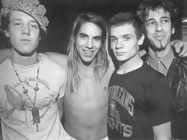RED HOT CHILI PEPPERS
