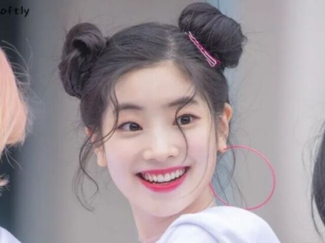 Dahyun (twice)