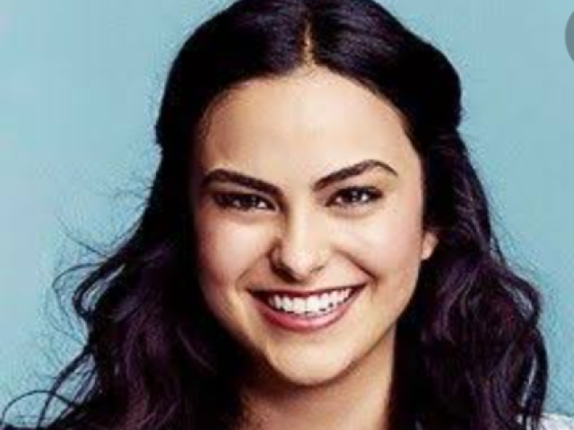 Camila mendes