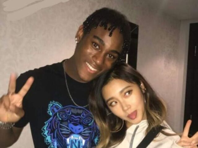 sim ela é shippada