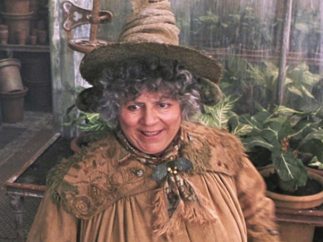 POMONA SPROUT
PROFESSORA DE ERBOLOGIA