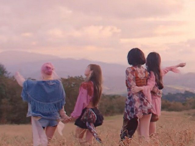 Com quem você se casaria da BLACKPINK?