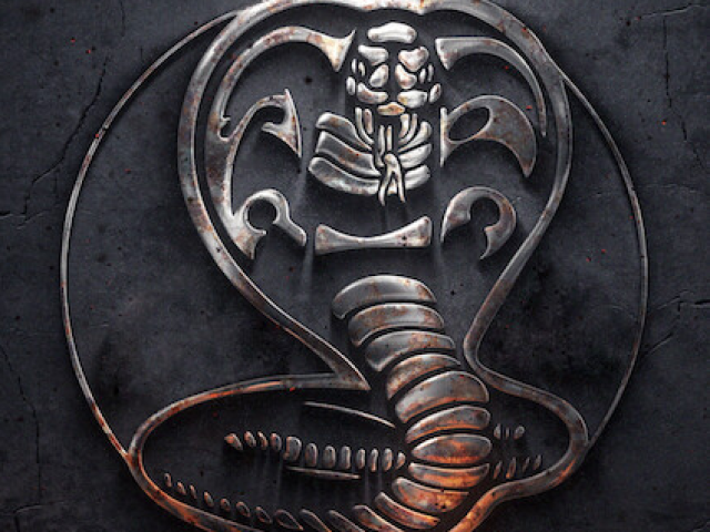 Cobra Kai fácil