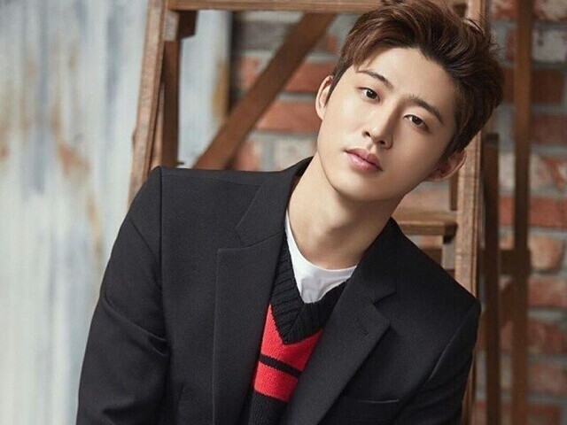 B.I 💜