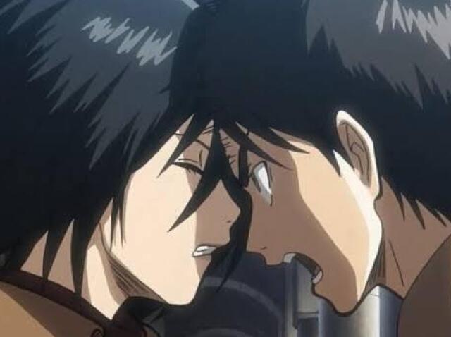 Eren e Mikasa