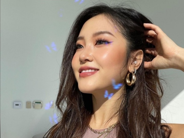 Tu conheces a Heyoon Jeong?