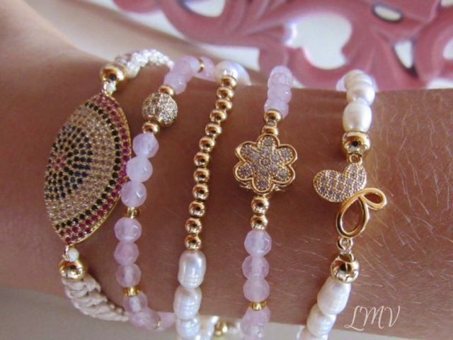 Pulseiras para sai
Ai seu dia a dia💕