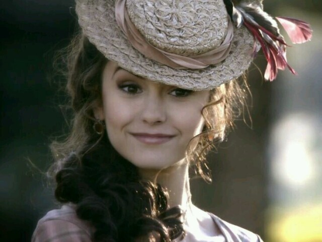 Katherine para Damon: Eu sou Katherine Pierce, uma das sobreviventes
