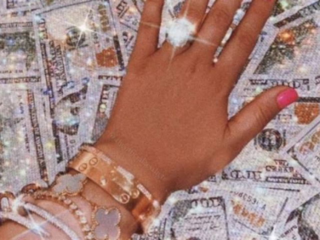 Essa cheia de glitter โจ