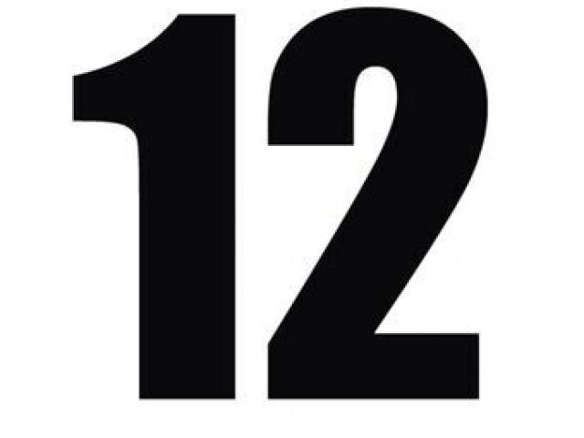 D) 12