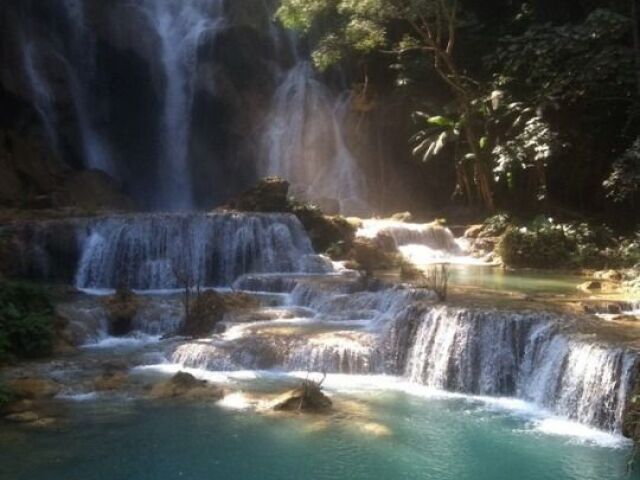 tomar banho de piscina\cachoeira.