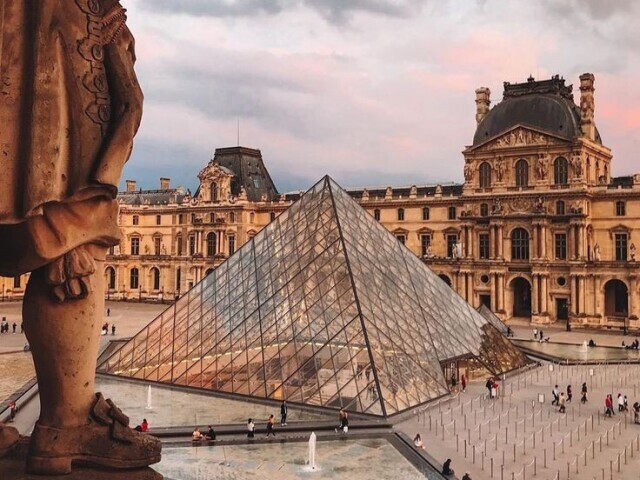 O museu de louvre