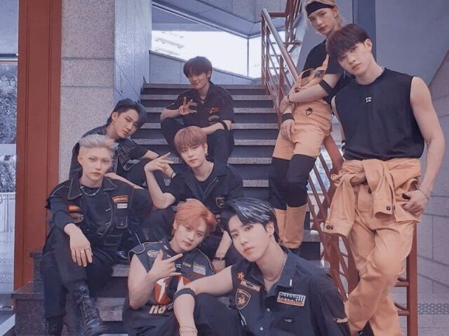 Stray kids!