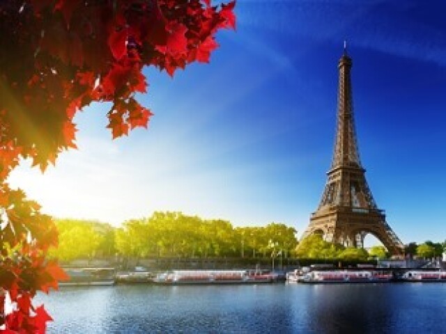 Torre Eiffel, França