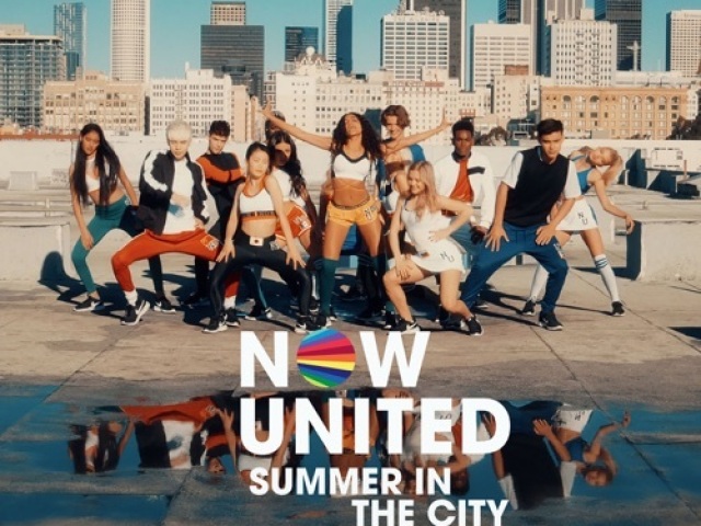 A MÚSICA SUMMER IN THE CITY - DOS NOW UNITED FOI CRIADA ENTRE OS ANOS 2017/2018 QUE ACABARAM POR CRIAR UMA VERSÃO NOVA.