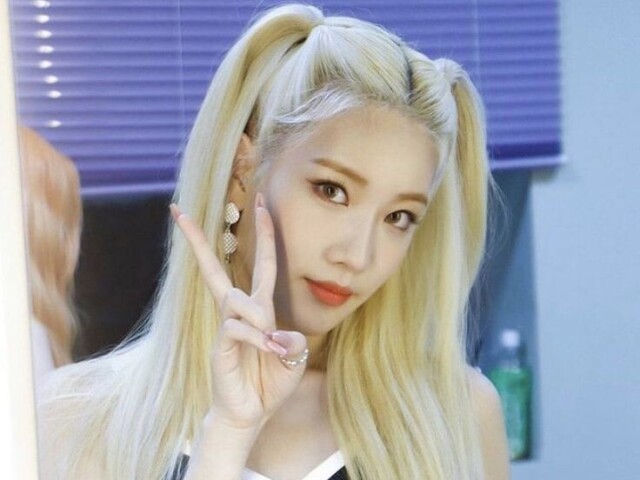 KimLip (Loona)