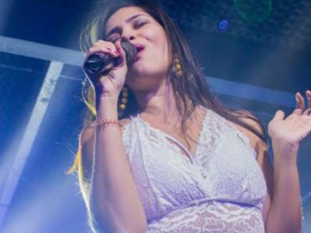 Cantora internacional