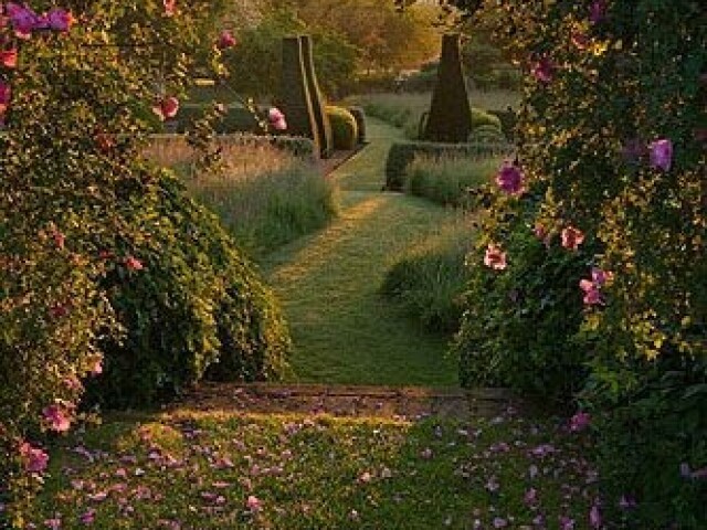 um jardim escondido do castelo?