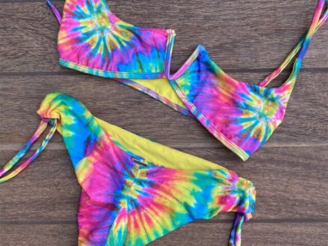 tie-dye