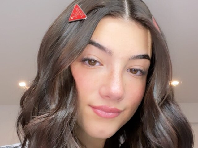 Você realmente conhece a Charli?