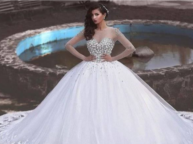 Rainha , o melhor vestidos de todos π±πΈ