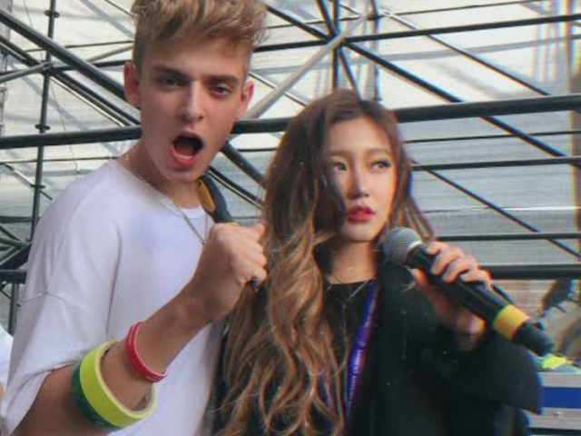 Heyoon e josh😎