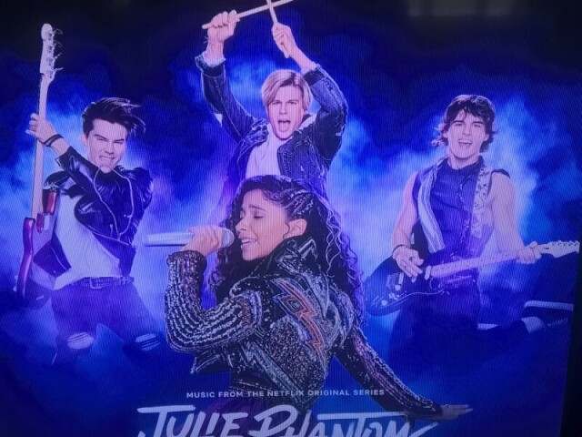 Julie and The phantoms