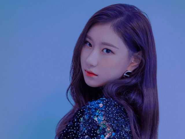 Chaeryeong (ITZY)