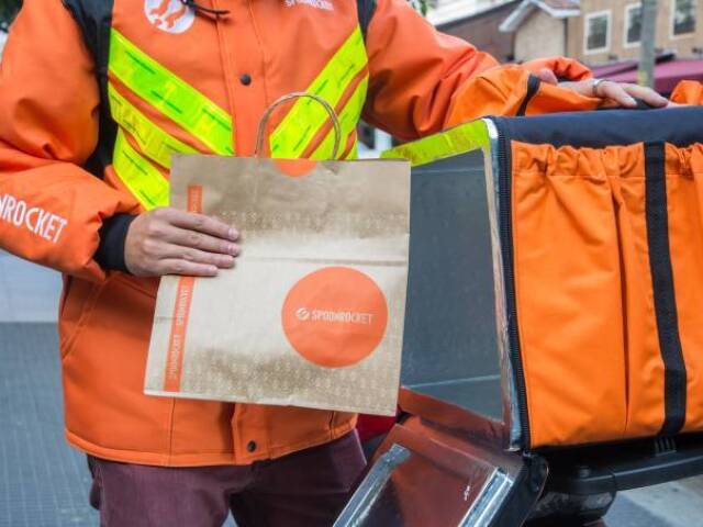 Pedir comida pelo app de delivery