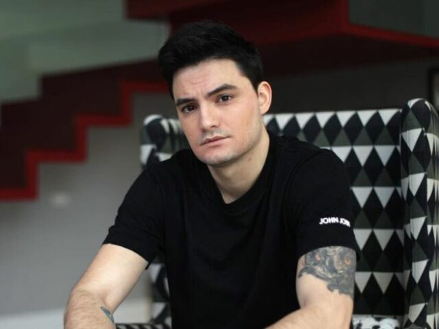 Você conhece mesmo o Felipe Neto?